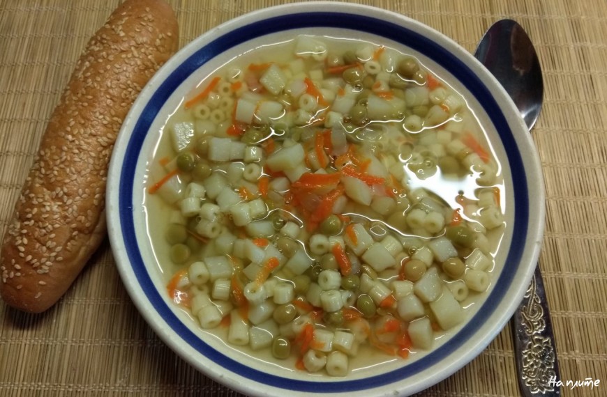 Постный суп из фасоли с макаронами