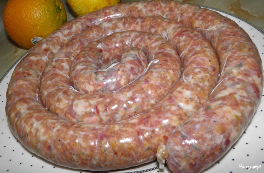 Домашняя колбаса канталупо